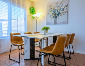 Stylish 2-Bedroom Las Vegas Getaway with Amenities